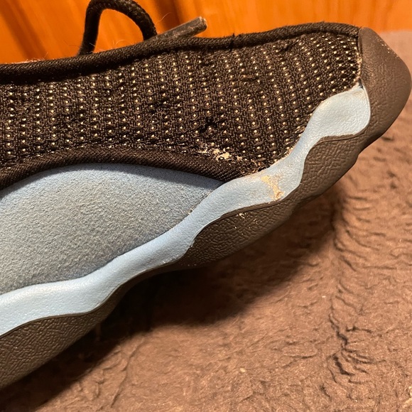 Child’s Jordan air retro 13 blue and black size 7 toddler - Picture 2 of 6